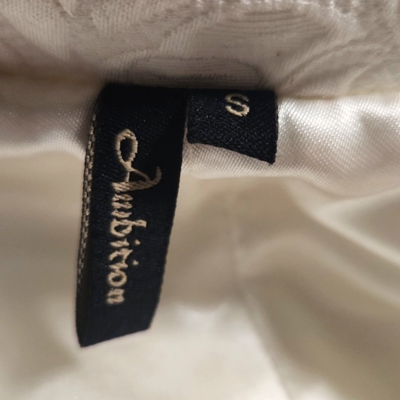 Ambition Vintage Chic Jacquard Ivory Cropped 3/4 Sleeve Blazer Jacket Size M - Picture 9 of 14